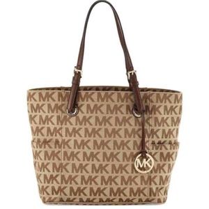 Michael Kors Jet Set Tote